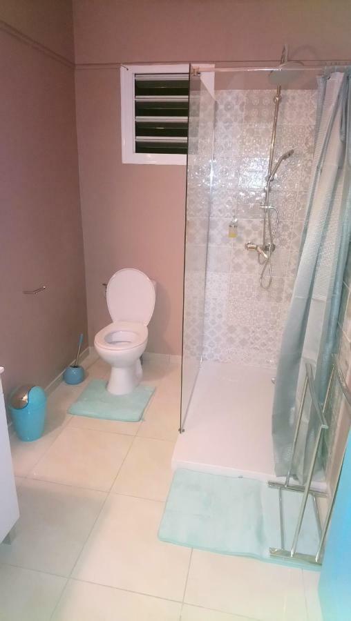 La Kay'Loulou Avec Spa Et Piscine 생피에르 외부 사진